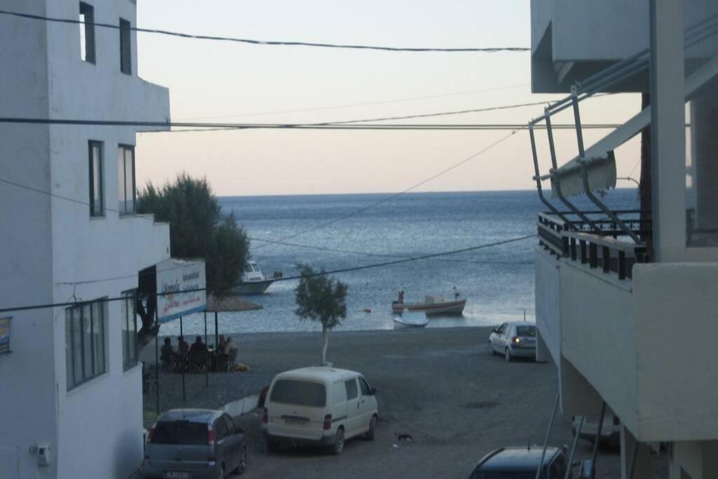 Blue Velvet Apartment Paranimfoi Luaran gambar